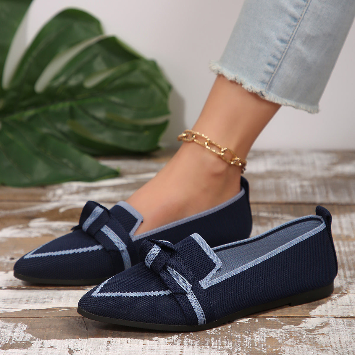 Bow Contrast Trim Point Toe Loafers - All In The Bag
