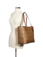 COACH Women's Shoulder City Tote, One Size