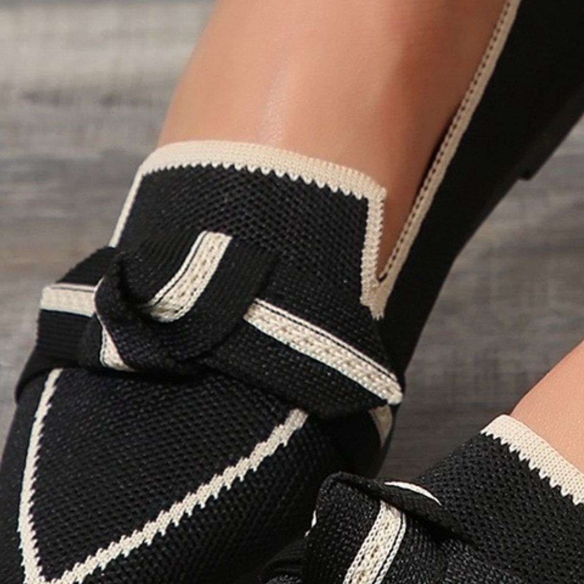 Bow Contrast Trim Point Toe Loafers - All In The Bag