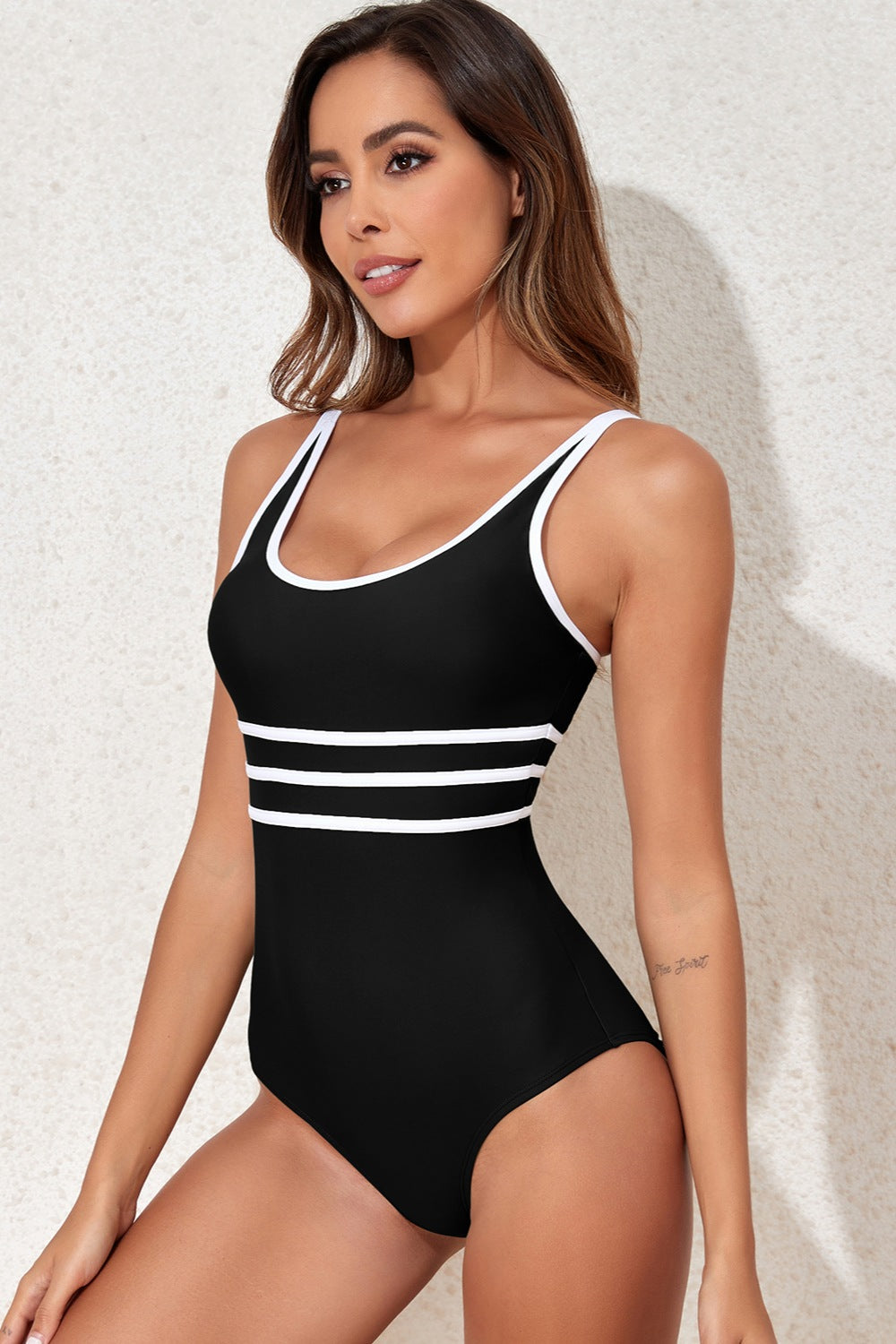 Contrast Trim Scoop Neck One-Piece Swimwear - All In The Bag